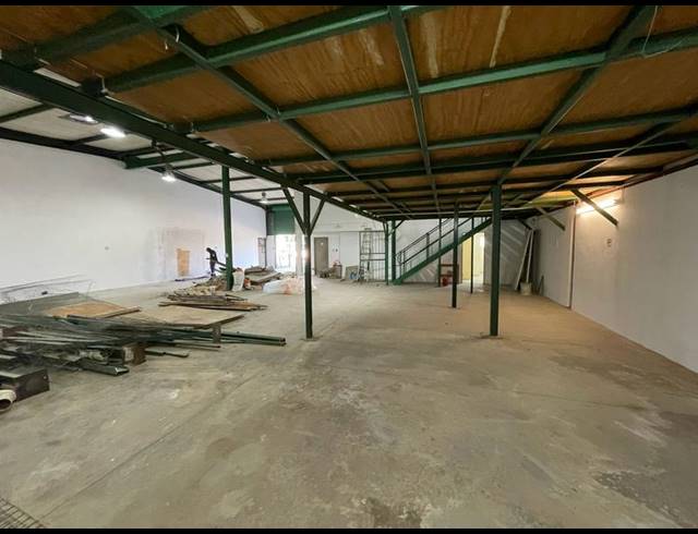 INDUSTRIAL PROPERTY TO RENT IN ROOIHUISKRAAL